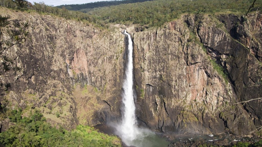 Wallaman Falls